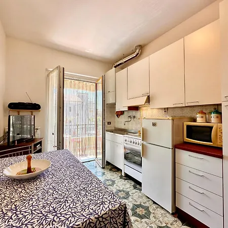 Hostdomus - Leo's House *