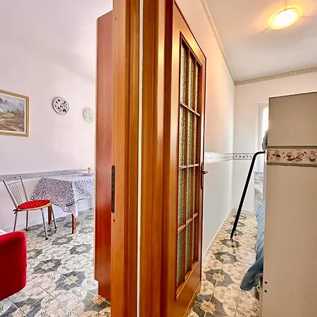 Hostdomus - Leo's House Appartamento Pietra Ligure