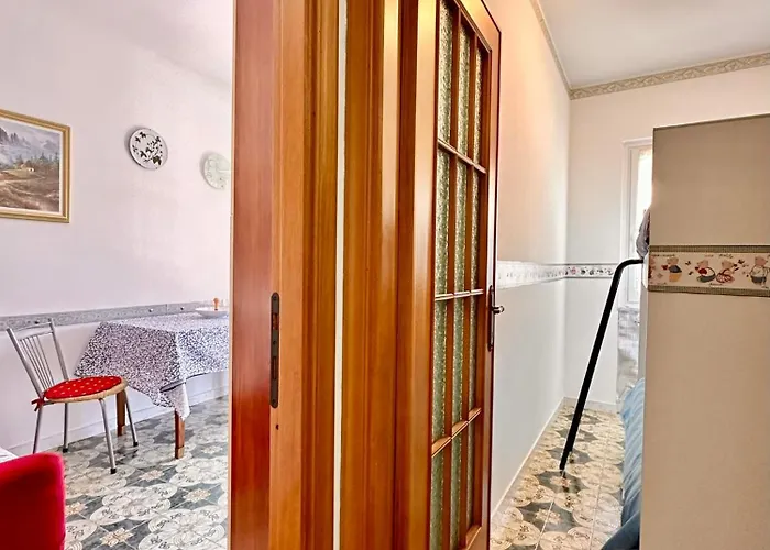 Hostdomus - Leo's House 아파트 피에트라리구레